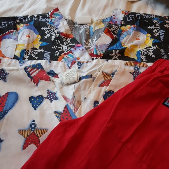 Lot of 3 scrubs 2 top one bottom - Picture 5 of 5